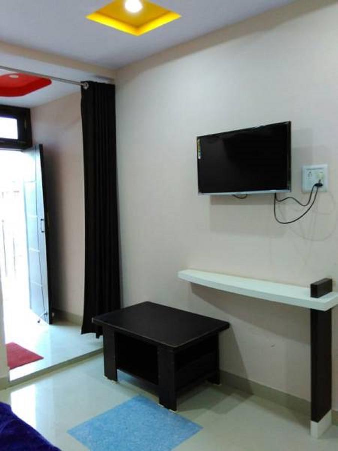 Hotel Blue Star Datia Dış mekan fotoğraf