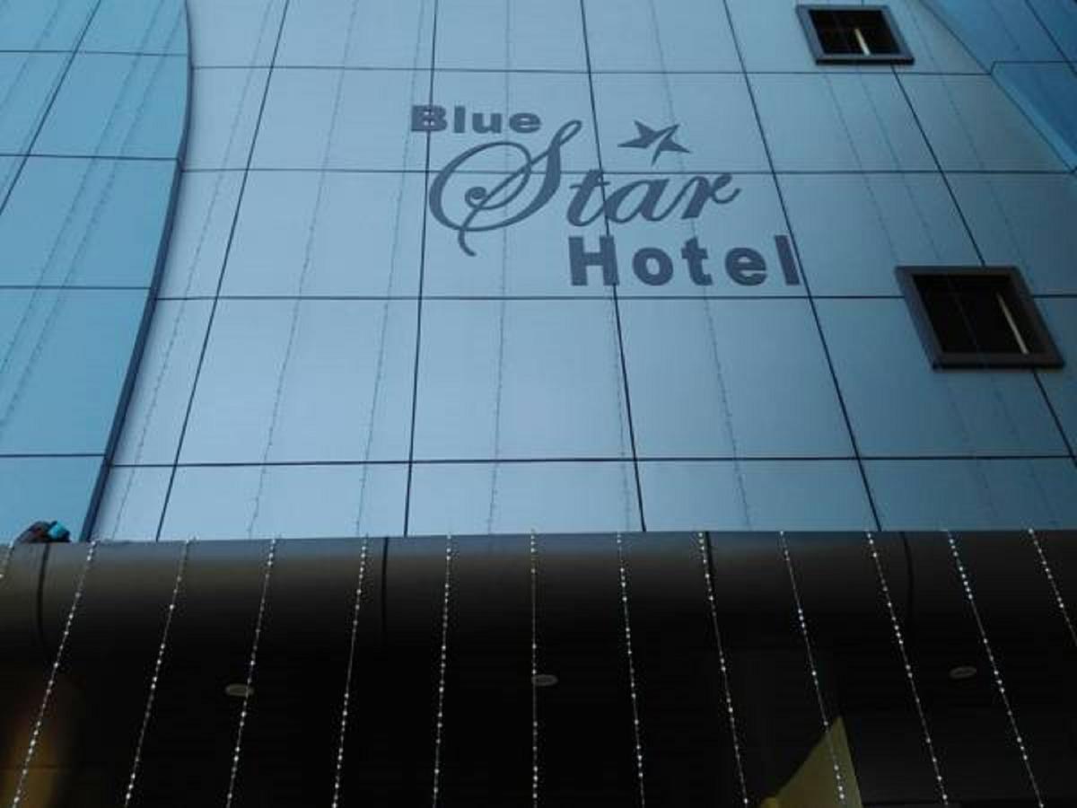 Hotel Blue Star Datia Dış mekan fotoğraf